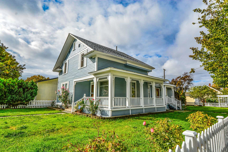 A Quiant House